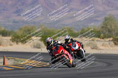 media/Nov-05-2022-SoCal Trackdays (Sat) [[f8d9b725ab]]/Turn 5 (940am)/